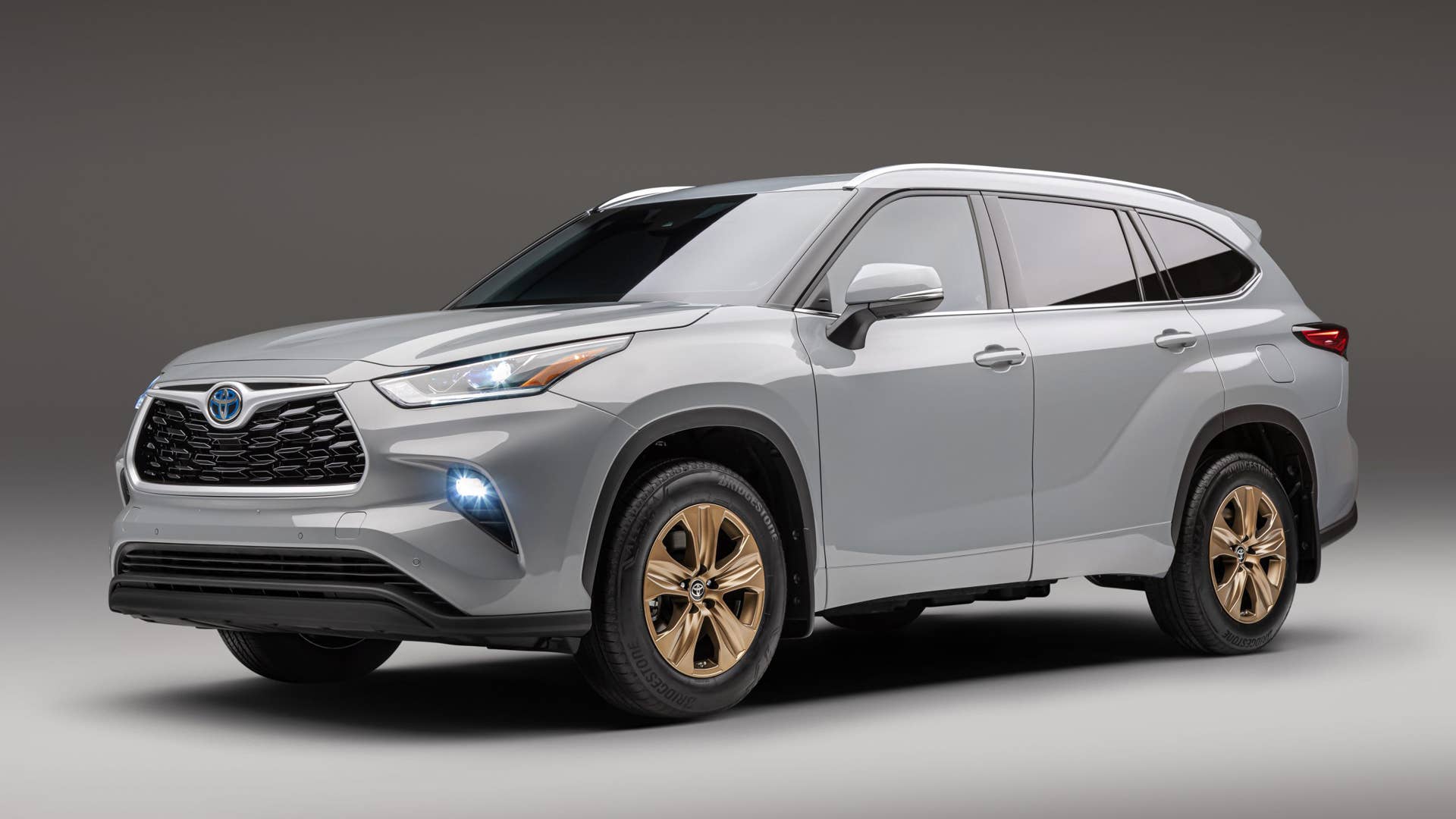 2022 Toyota Highlander Bronze